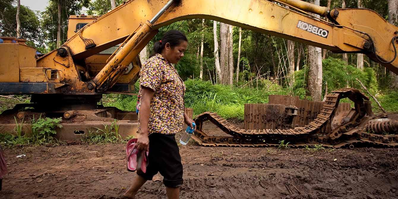 Oxfam in Asia - Mekong Extractive Industry Programme Oxfam in Asia - Mekong Extractive Industry Programme