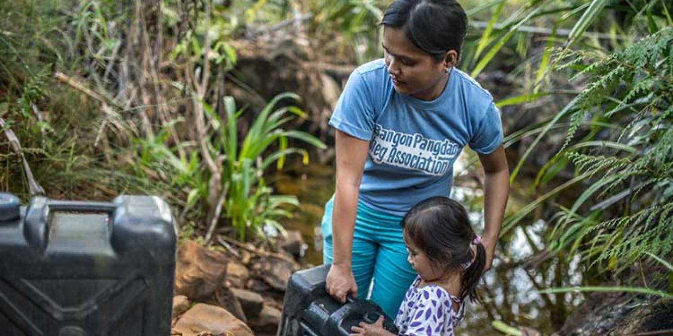 Oxfam in Asia - Philippines - Women's Work? Challenging Gender Roles in the Philippines Oxfam in Asia - Philippines - Women's Work? Challenging Gender Roles in the Philippines