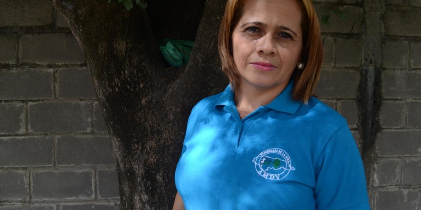 Etelbina Betanco, 39, coordinadora de la Asociación Mujeres Defensoras de la Vida (AMDV). Alejandro Quinn / Oxfam en Honduras. Etelbina Betanco, 39, coordinadora de la Asociación Mujeres Defensoras de la Vida (AMDV). Alejandro Quinn / Oxfam en Honduras.