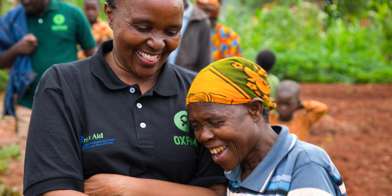 “It is great to see a smile on many faces because of Oxfam’s humanitarian work.” Said Betty Malaki, Oxfam in Tanzania Head of Programmes during a visit to Nduta camp. - Photo: Bill Marwa/Oxfam “It is great to see a smile on many faces because of Oxfam’s humanitarian work.” Said Betty Malaki, Oxfam in Tanzania Head of Programmes during a visit to Nduta camp. - Photo: Bill Marwa/Oxfam