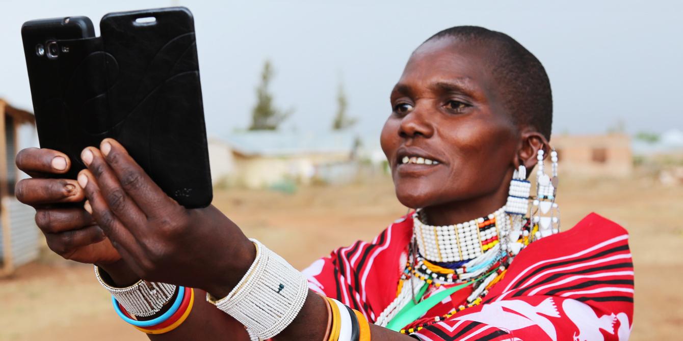 Digital technologies enables active citizens to interact with their leaders to solve issues that are important in their communities. Photo: Bill Marwa/Oxfam Digital technologies enables active citizens to interact with their leaders to solve issues that are important in their communities. Photo: Bill Marwa/Oxfam